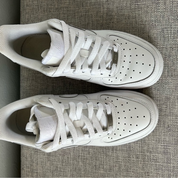 Nike Air Force 1 Low White Sneakers - Picture 3 of 5